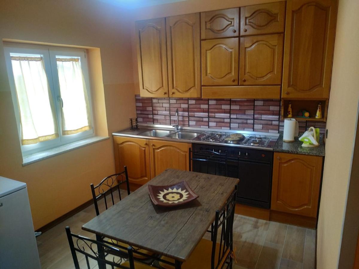 B&B Arena Family Fagnano Castello Dış mekan fotoğraf